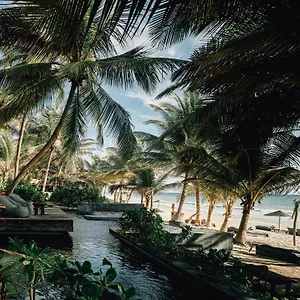 Hotel Nomade